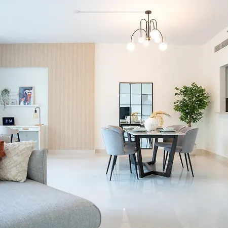 Higuests - Elegant Apt With Terrace Minutes From Burj Khalifa Dubai Esterno foto